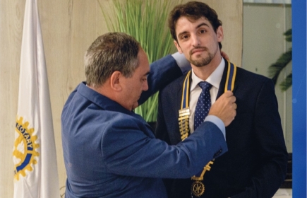 Rotary Club d’El Prat inicia una nueva etapa con un relevo generacional al frente del Club