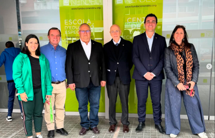 Los Clubs de El Prat, Gavà y Castelldefels, rindieron visita 
al Centro de la Fundación Nen Deu.